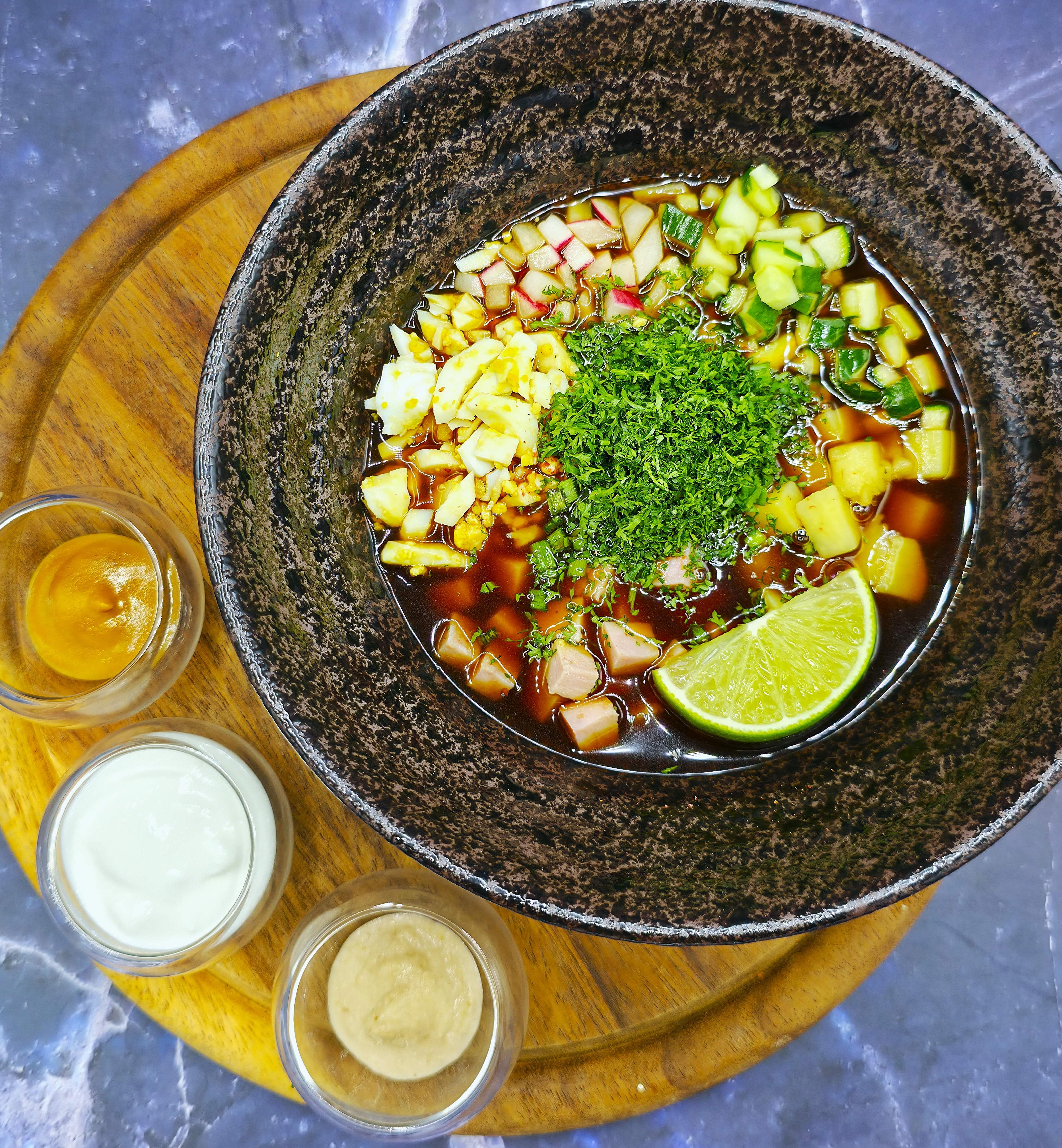 自制格瓦斯配俄式汤圆和烟熏火腿