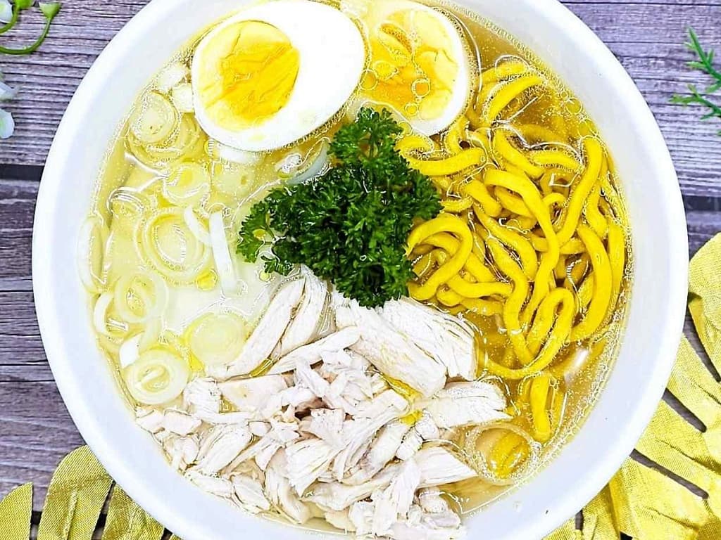 鸡肉汤面