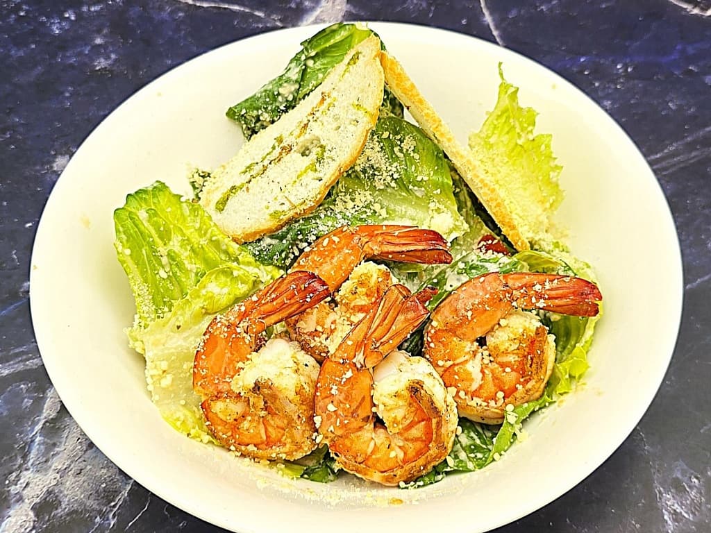 蝦仁凱薩沙拉